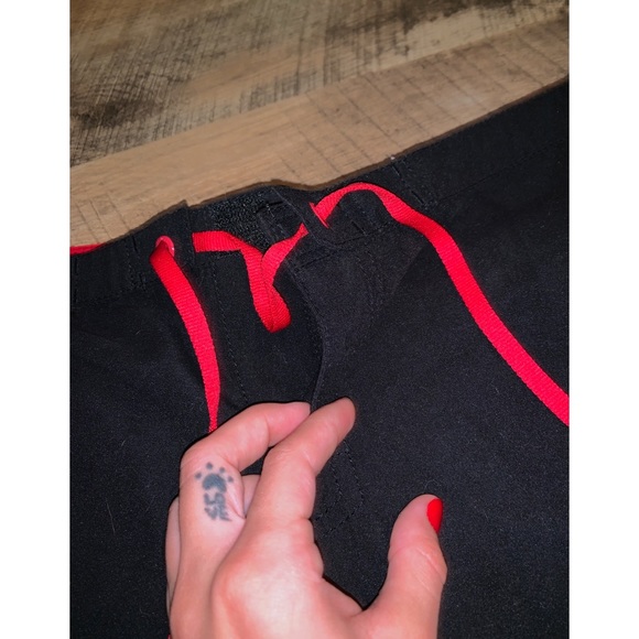 🌻 .•2 For $10•. 33/34 Roxy Swim Trunks - Picture 3 of 5